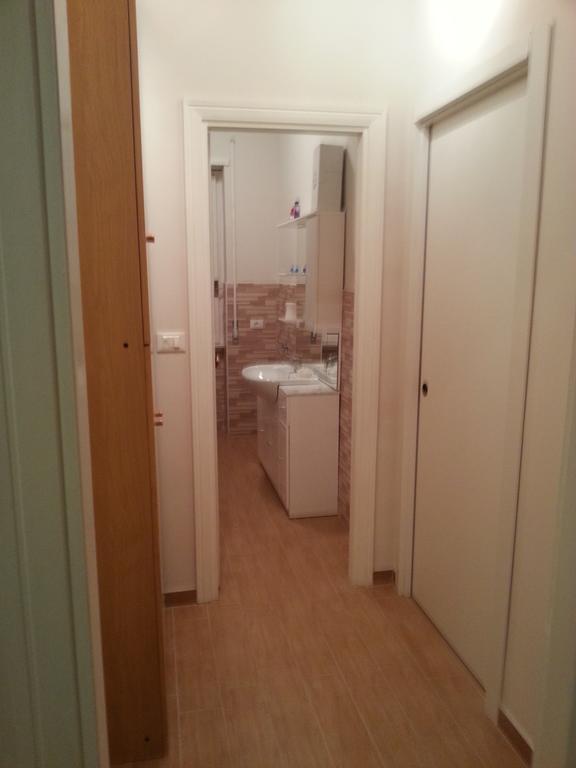 Home Sweet Home Rom Zimmer foto